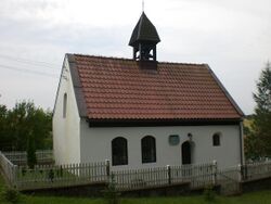 Mirochòwò - kaplica z 1740 roku.JPG
