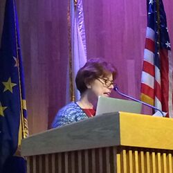 Physicist Barbara Jacak introducing a speaker at Berkeley, January 7, 2016.jpg