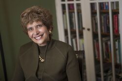 Professional photograph of Dr. Ilse-Mari Lee, current dean of Montana State University Honors College