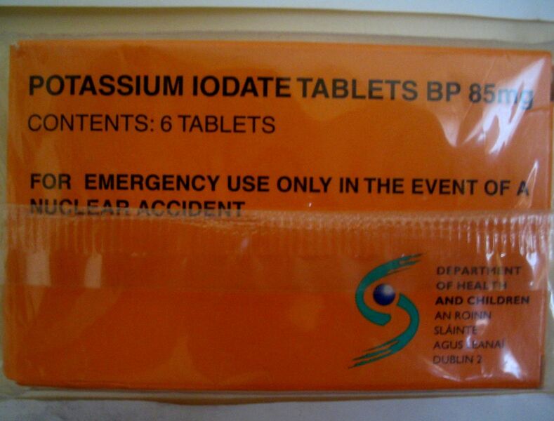 File:Potassium iodate tablets.jpg