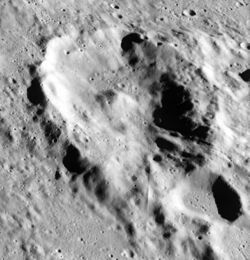 Taylor crater AS16-P-4559-4561.jpg
