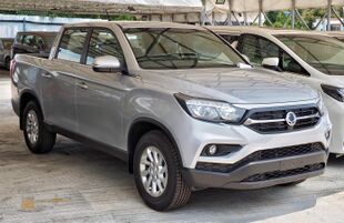 2018 SsangYong Musso.jpg