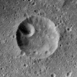 Fischer crater AS16-M-0059.jpg