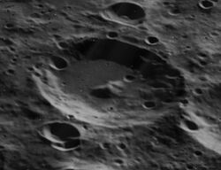 Leavitt crater 5026 h1.jpg