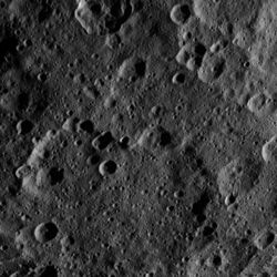 PIA19978-Ceres-DwarfPlanet-Dawn-3rdMapOrbit-HAMO-image36-20150920.jpg
