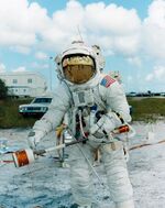 Apollo 14 Joe Engle training.jpg