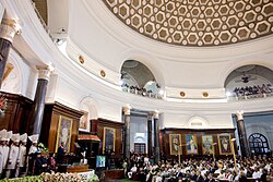 Barack Obama at Parliament of India in New Delhi addressing Joint session of both houses 2010.jpg