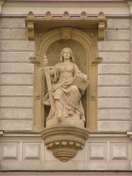 File:Justice statue.jpg
