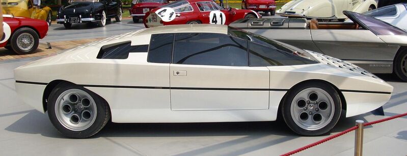 File:Lamborghini Bravo 1974 seitlich.JPG