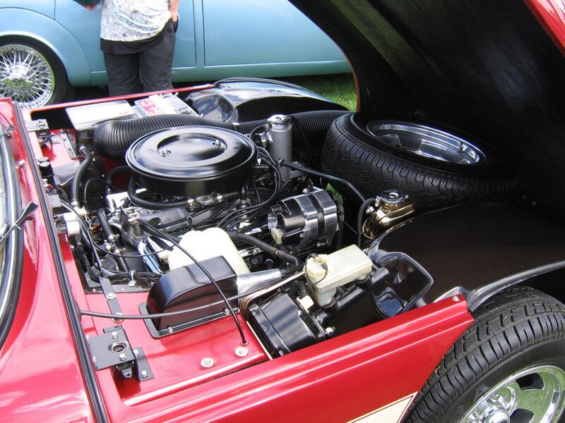 File:TVR 3000M engine compartment.jpg