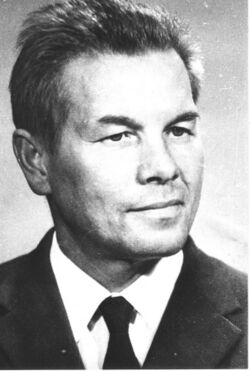 Vilesov in 1977.jpg
