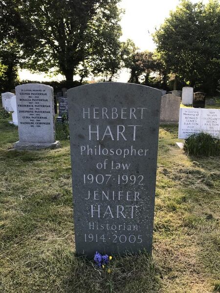 File:Grave of H. L. A. Hart at the Wolvercote Cemetery in Oxford. 2017.jpg