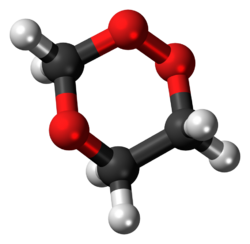 1,2,4-Trioxane-3D-balls.png