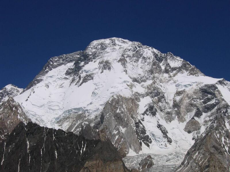 File:Broad Peak in July 2006.jpg