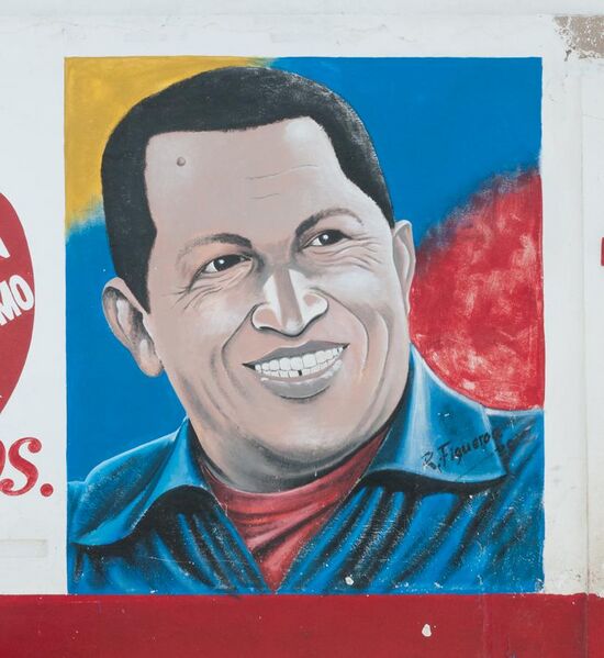 File:Hugo Chávez Mural in Punta de Piedras.jpg