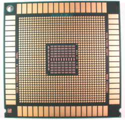 Intel Itanium 9300 CPU bottom.png
