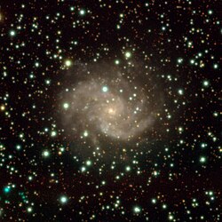 NGC 6215 DECaPS DR2.jpg