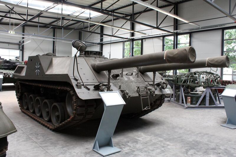 File:Panzermuseum Munster 2010 0699.JPG