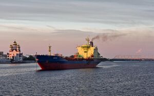 Arkhangelsk. Northern Dvina River. Oil tanker Varzuga P7151366 2200.jpg