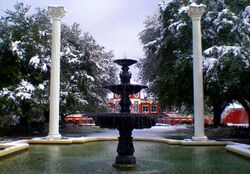 Belhaven University Fountain.JPG