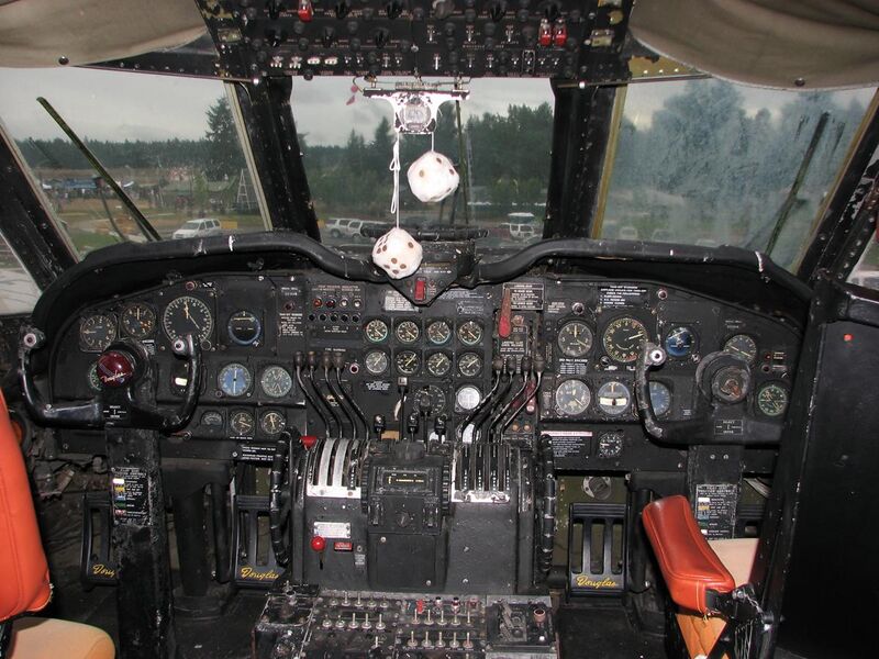 File:Douglas C-124 Globemaster II cockpit.JPG