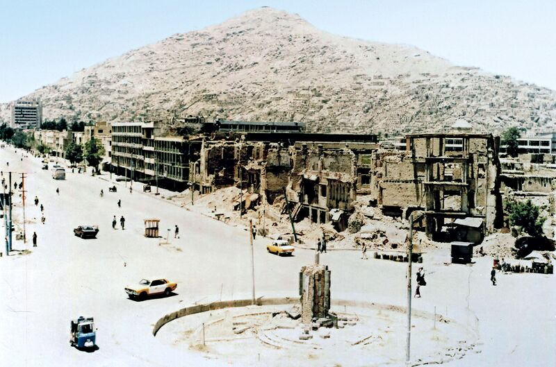File:Kabul during civil war of fundamentalists 1993-2.jpg
