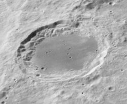 Lomonosov crater AS16-M-3008 ASU.jpg