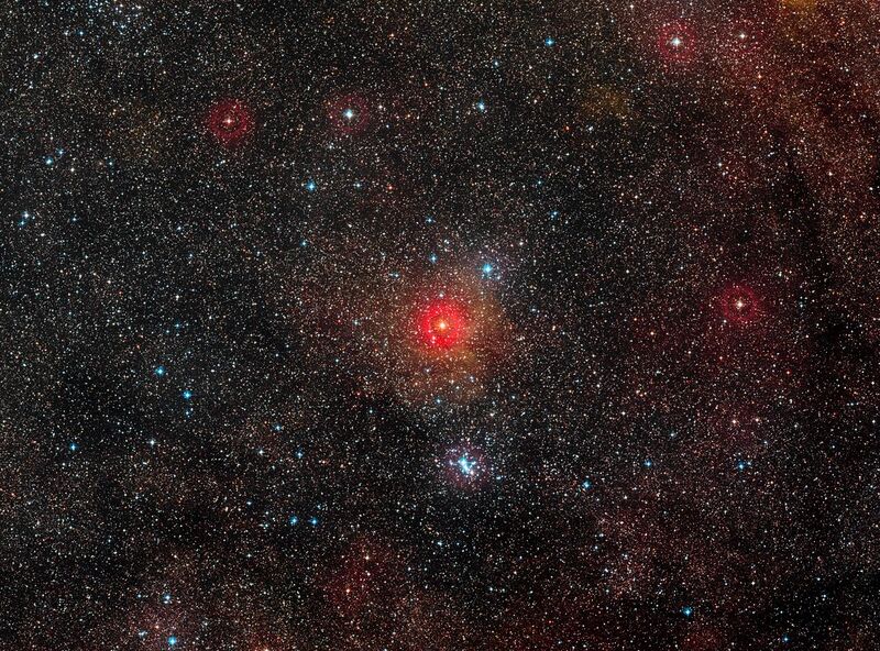 File:The field around yellow hypergiant star HR 5171.jpg