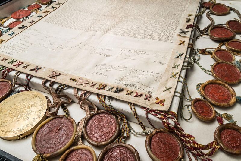 File:Marriage contract between Princess Anna of Denmark and Jacob 6. of Scotland 1589.jpg