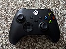 Xbox Core Controller Carbon Black.jpg