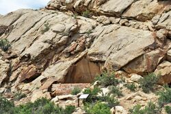 Frontier Sandstone (Upper Cretaceous; western Dinosaur National Monument, Utah, USA) 14 (48822462432).jpg