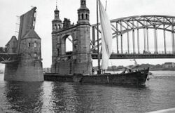 Königin Luisen Brücke.jpg