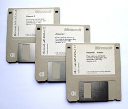 MS-DOS 6.22 floppy disks 20110326.jpg
