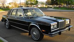 84ChryslerFifthAvenue.jpg