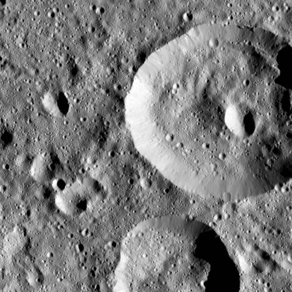 File:PIA20673-Ceres-DwarfPlanet-Dawn-4thMapOrbit-LAMO-image93-20160107.jpg