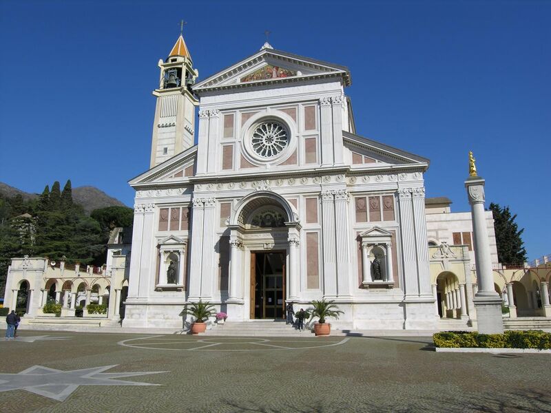 File:Santuario del Bambino Gesù di Praga (Arenzano) - Province of Genoa, Liguria, Italy - 23 Feb. 2014.jpg