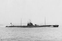 Japanese submarine I-165 in 1932.jpg