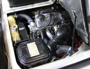 Mitsubishi Fuso KE42 engine.jpg