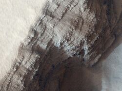 PIA13540 - Layers in Martian volcano Arsia Mons.jpg
