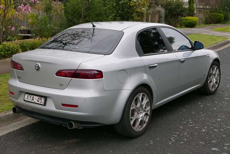 File:2007 Alfa Romeo 159 JTS Q4 sedan (2015-08-07) 02.jpg