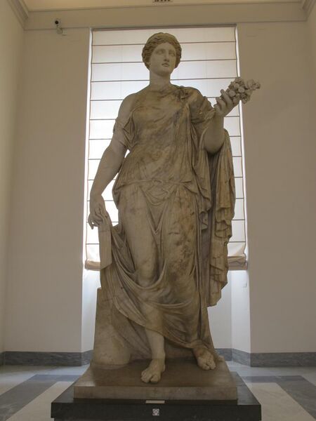 File:Flora Farnese (Napoli).jpg