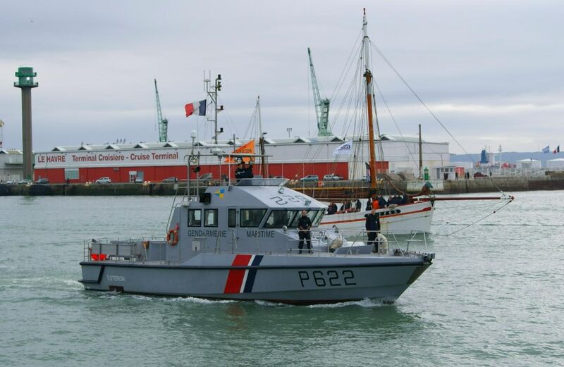 File:Patrouilleur Gendarmerie Maritime.jpg