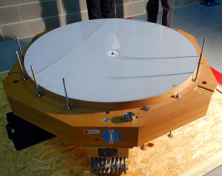 File:Second adaptive thin shell mirror delivered to ESO.jpg