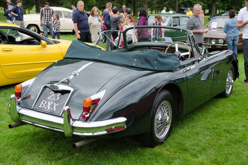 File:1961 Jaguar XK150 convertible (15228331977).jpg