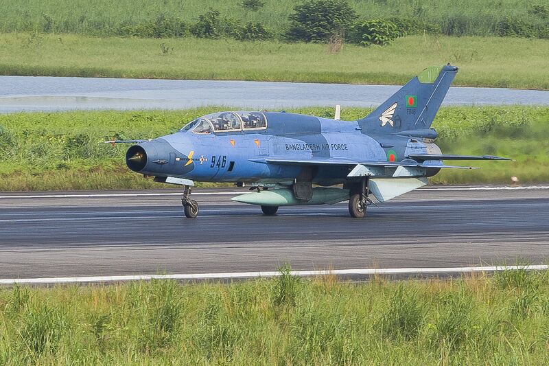 File:946 Bangladesh Air Force F-7 Air Guard Trainer Class Taxiing (8107452339).jpg