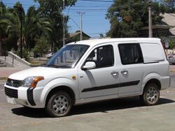 Foton Midi C1.6 2012 (11762851475).jpg