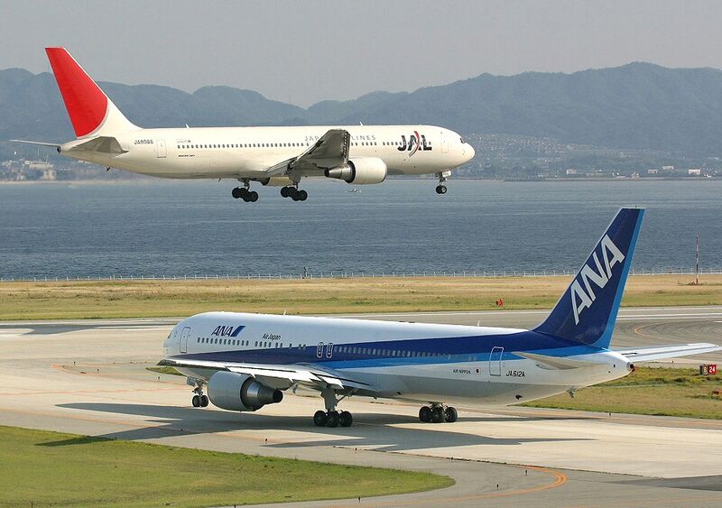 File:Osaka KIX JAL 767-346 JA8986 and ANA 767-381ER JA612A.jpg