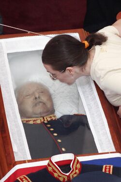 Pinochet muerto.jpg