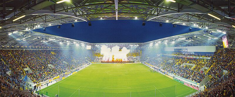 File:Rudolf-Harbig-Stadion.jpg
