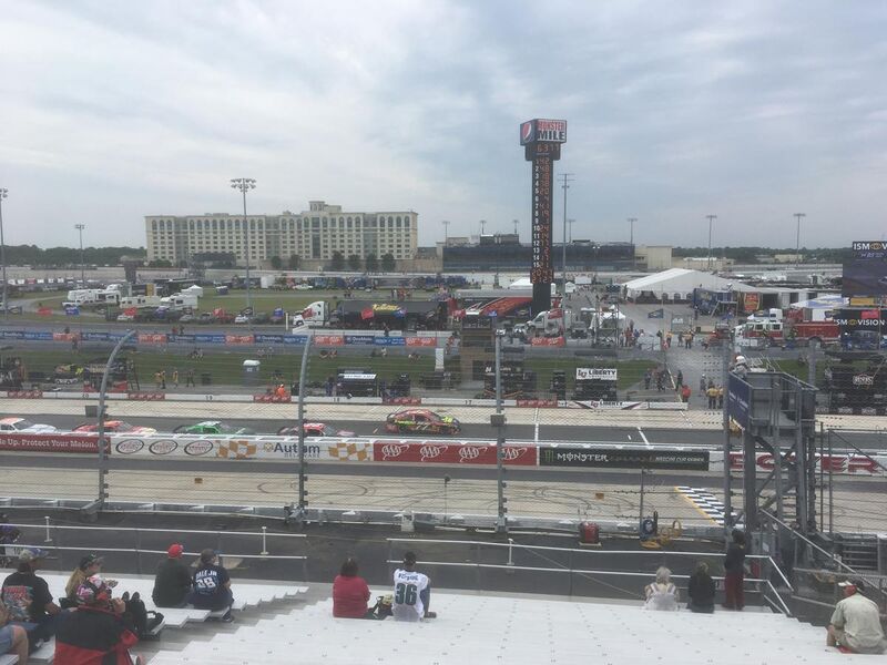 File:2017 AAA 400 Drive for Autism final practice.jpg